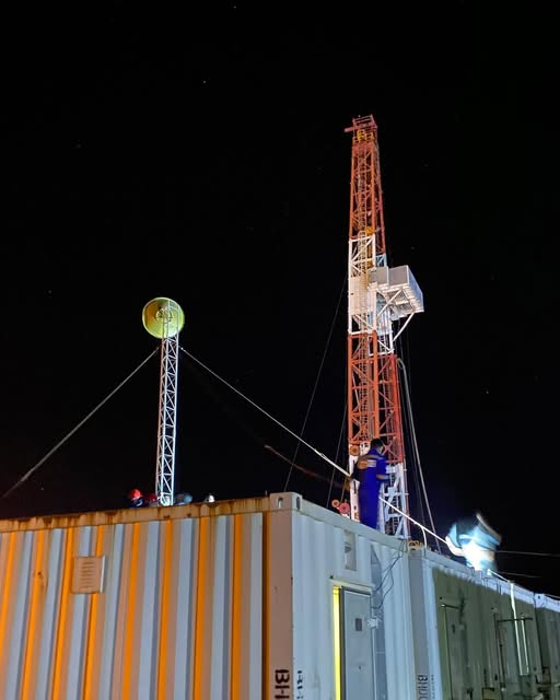 Night telecom infrastructure deployment by IQSTS